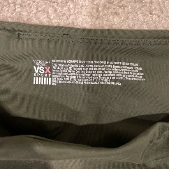 Hunter green Victoria’s Secret leggings with pockets - Picture 2 of 4